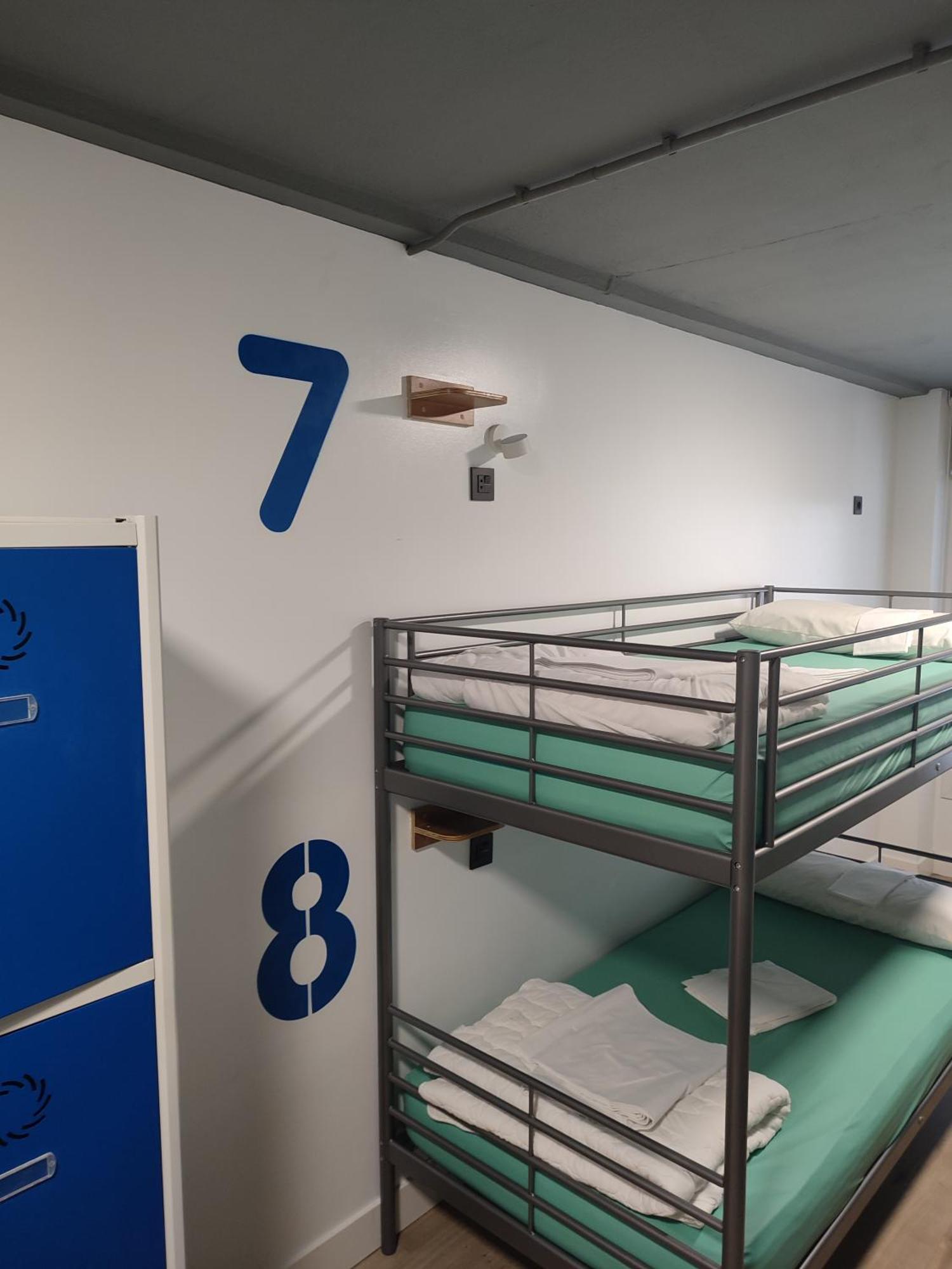 Bilbao Metropolitan Hostel By Bossh Hotels Ngoại thất bức ảnh