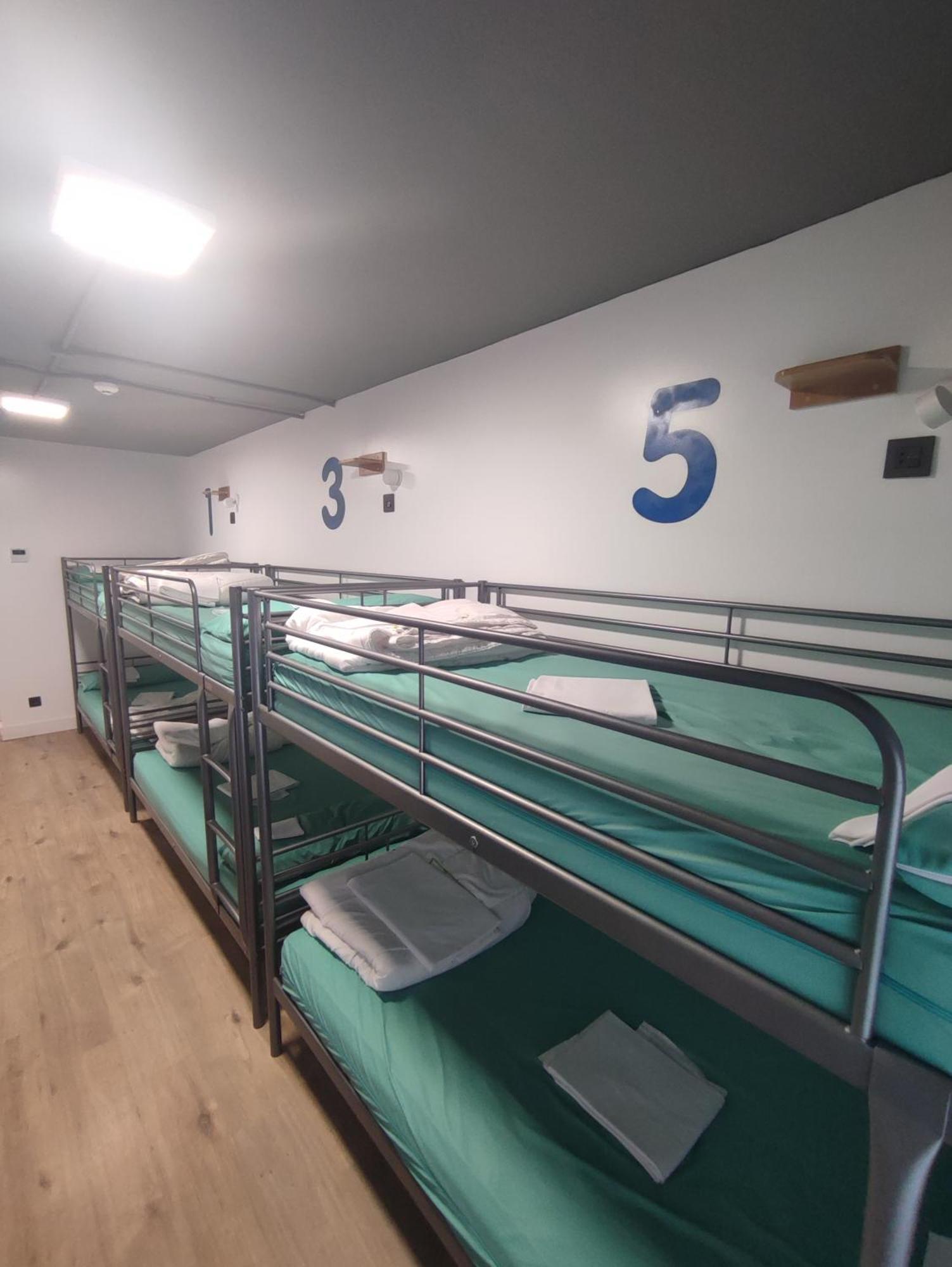 Bilbao Metropolitan Hostel By Bossh Hotels Ngoại thất bức ảnh