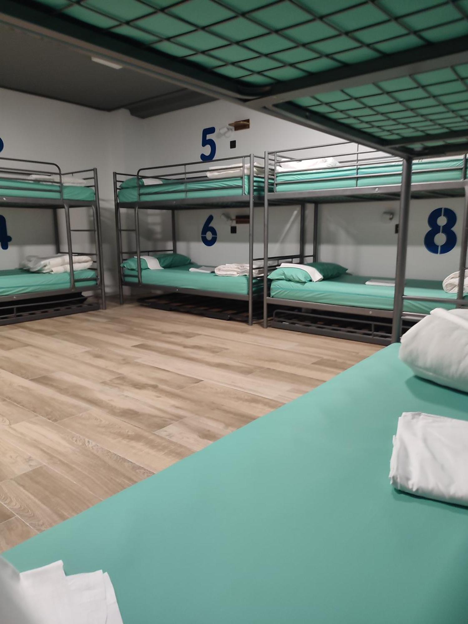 Bilbao Metropolitan Hostel By Bossh Hotels Ngoại thất bức ảnh