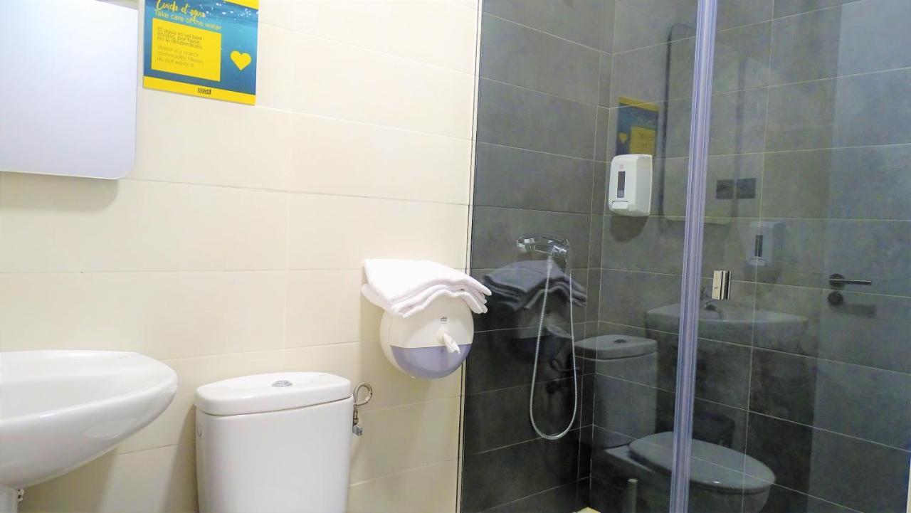Bilbao Metropolitan Hostel By Bossh Hotels Ngoại thất bức ảnh